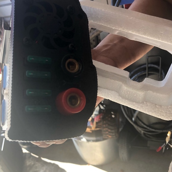 Power Inventer 6000 peak - Picture 3 of 4